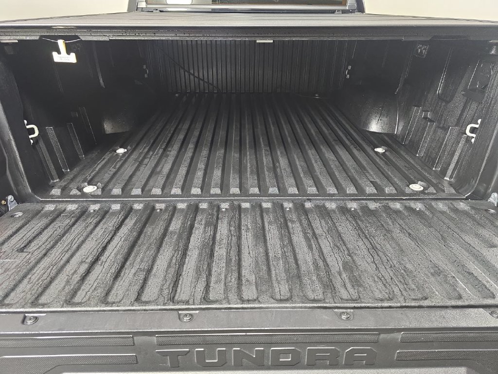 Used 2024 Toyota Tundra Limited AWD/4WD image 30