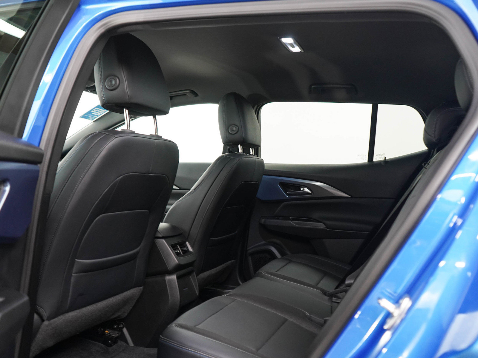 Used 2024 Chevrolet Equinox EV LT w/ Active Safety Package 3 AWD/4WD image 19