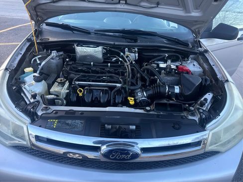 Used 2010 Ford Focus SE image 13