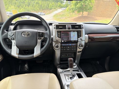 Used 2021 Toyota 4Runner Limited AWD/4WD image 22