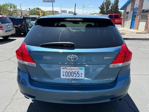 Used 2012 Toyota Venza LE FWD image 5