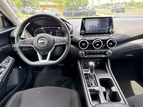 Certified 2025 Nissan Sentra SV FWD image 14