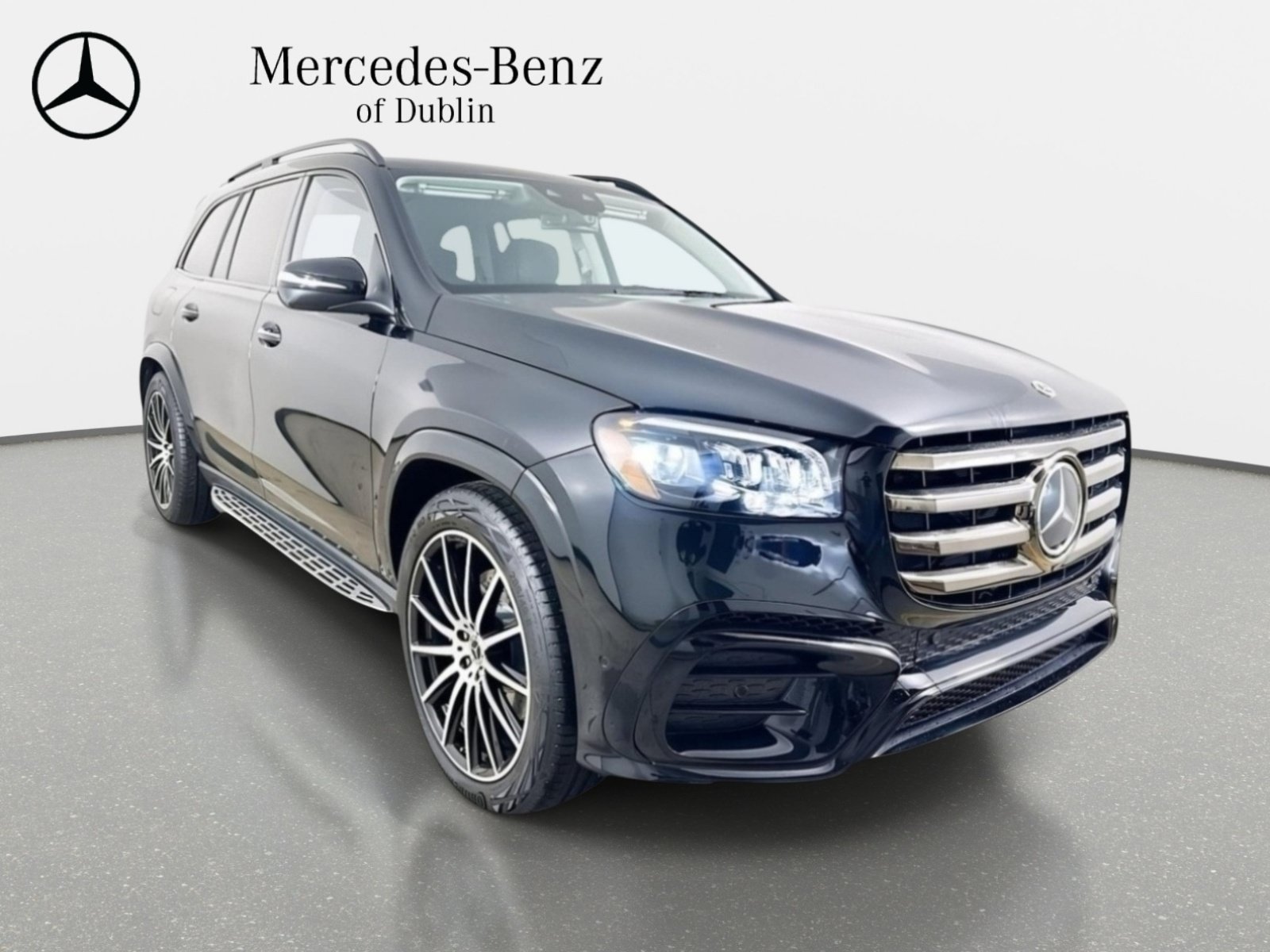 Used 2026 Mercedes-Benz GLS 450 4MATIC image 3