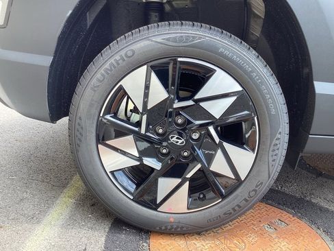 New 2025 Hyundai Kona SEL image 7