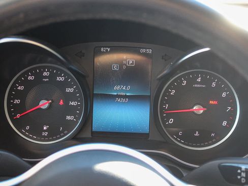 Used 2019 Mercedes-Benz C 300 Sedan image 22