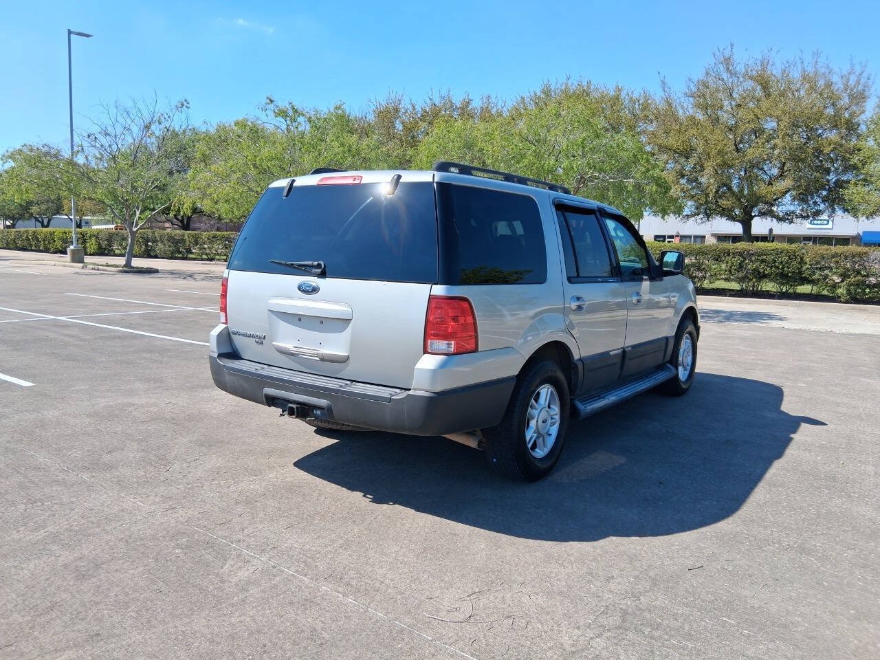 Used 2006 Ford Expedition XLT RWD image 6