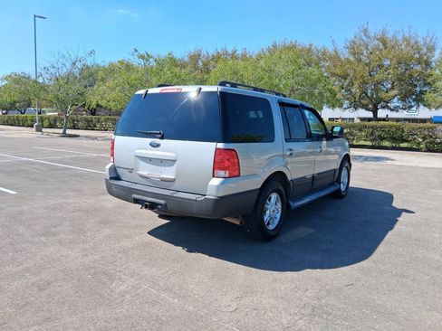 Used 2006 Ford Expedition XLT RWD image 6