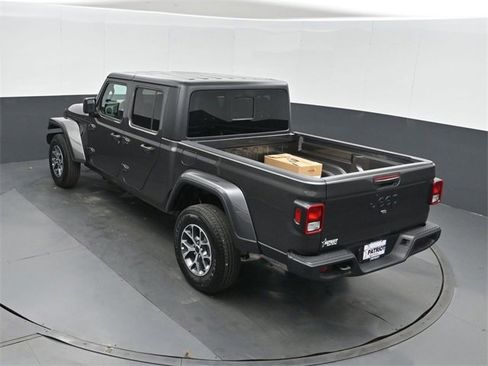 New 2025 Jeep Gladiator Sport image 32