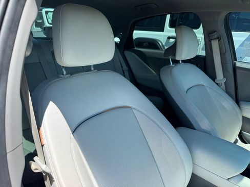 Used 2023 Hyundai Ioniq 6 SEL RWD image 16
