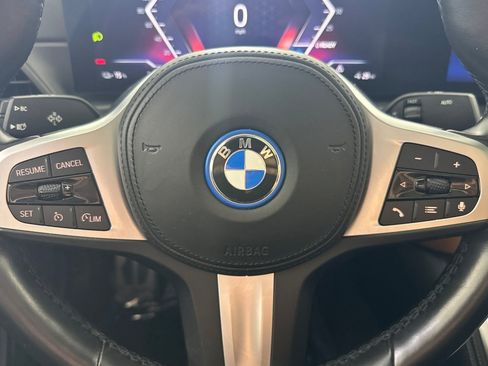 Used 2024 BMW i4 eDrive35 w/ M Sport Package RWD image 10