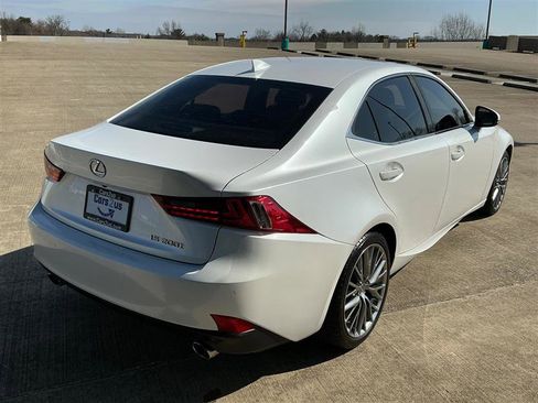 Used 2016 Lexus IS 200t RWD image 6