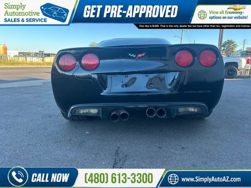 Used 2005 Chevrolet Corvette Coupe w/ Preferred Equipment Group RWD image 13