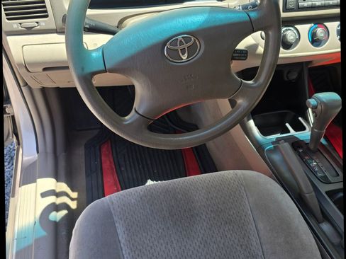 Used 2003 Toyota Camry LE FWD image 8