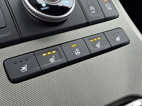 Used 2021 Hyundai Palisade Calligraphy image 26