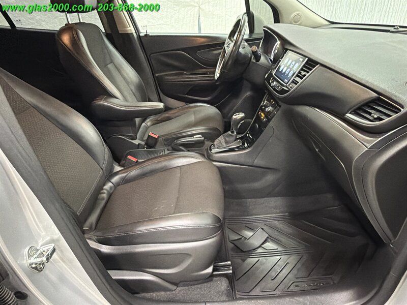 Used 2019 Buick Encore Preferred AWD/4WD image 21
