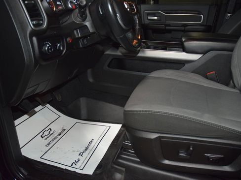 Used 2023 RAM 2500 Big Horn w/ Level 1 Equipment Group AWD/4WD image 40
