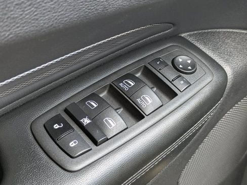Used 2022 Dodge Durango GT RWD image 25
