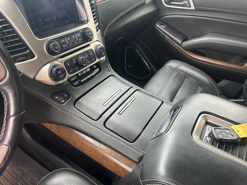 Used 2019 GMC Yukon Denali w/ Denali Ultimate Package AWD/4WD image 16