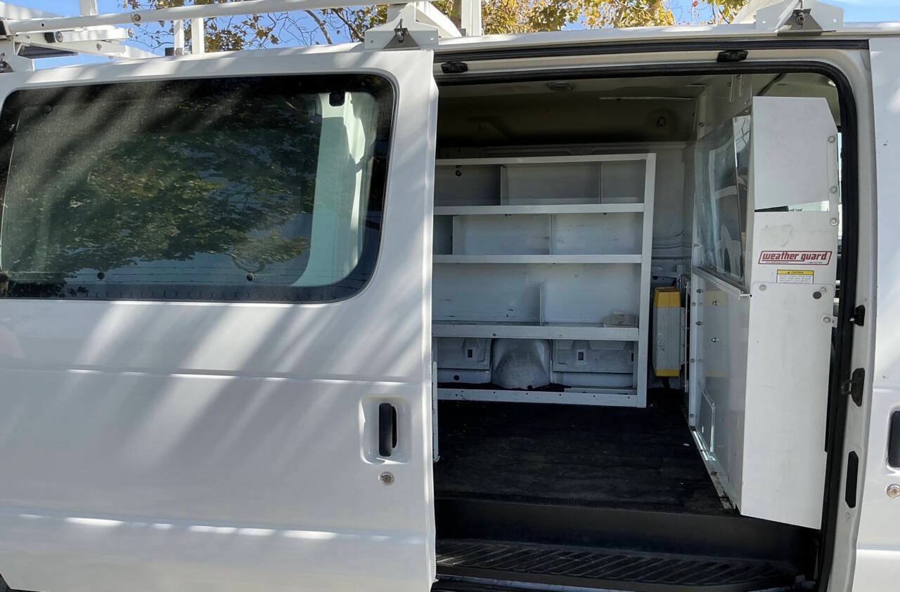 Used 2007 Ford E-250 and Econoline 250 RWD image 10