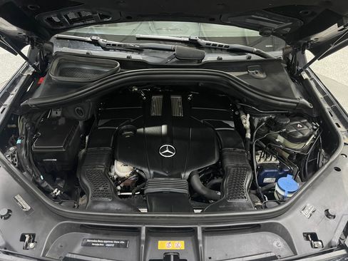 Used 2017 Mercedes-Benz GLS 450 4MATIC w/ Premium Package image 27