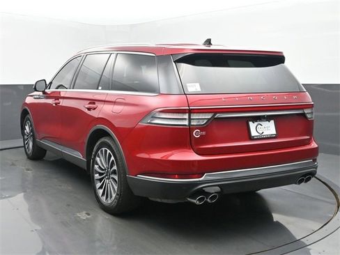 Used 2021 Lincoln Aviator Reserve w/ Equipment Group 201A image 4