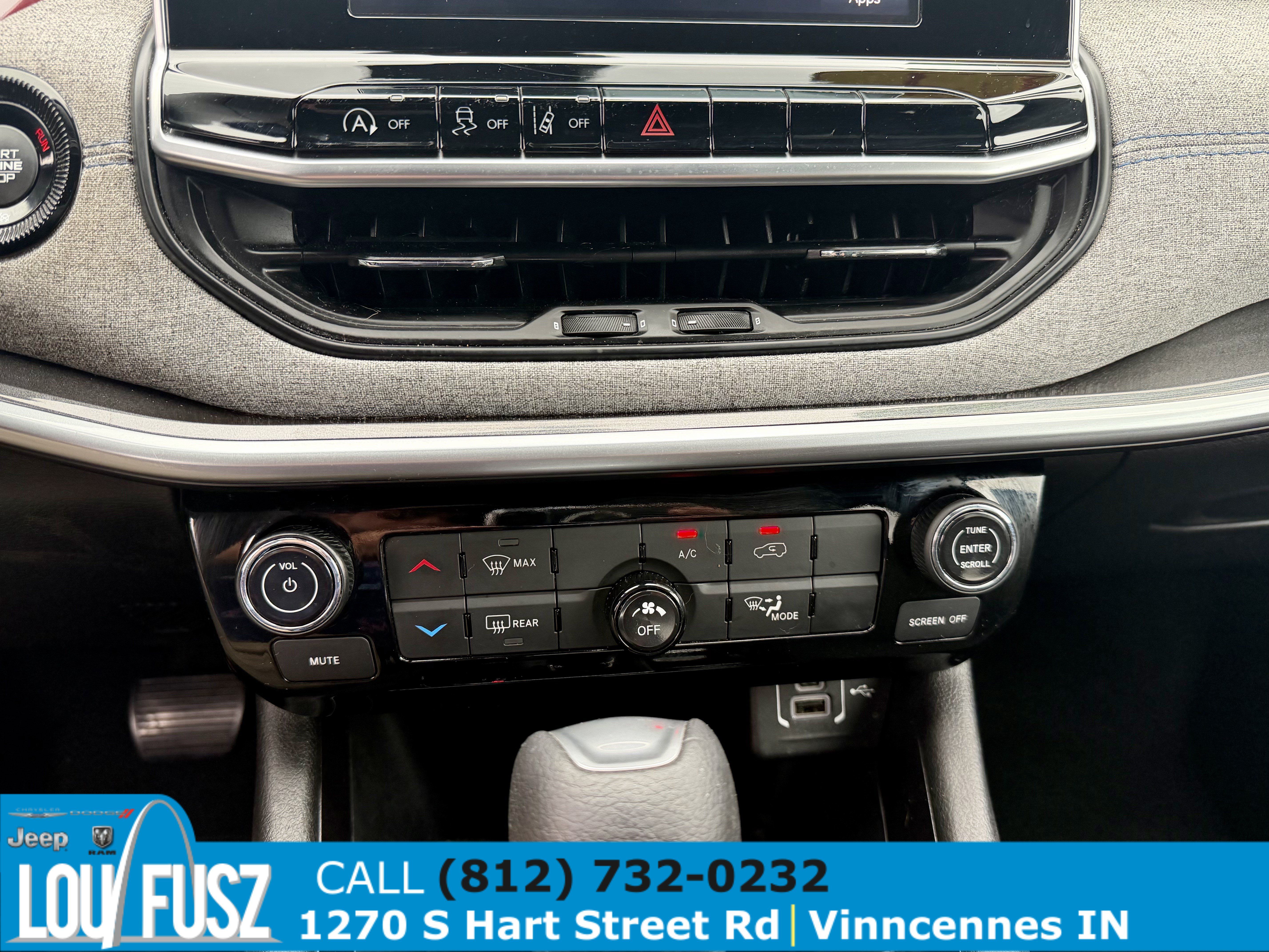 Used 2025 Jeep Compass Sport AWD/4WD image 15