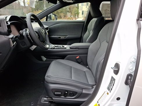 New 2026 Lexus RZ 450e Premium image 9