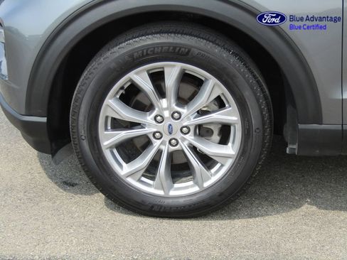 Certified 2024 Ford Explorer XLT w/ Equipment Group 202A AWD/4WD image 5