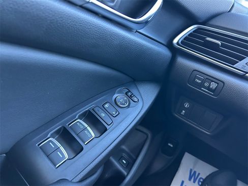Used 2020 Honda Accord EX image 27