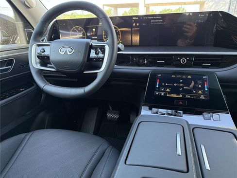 New 2026 INFINITI QX80 Luxe w/ Cargo Package AWD/4WD image 3