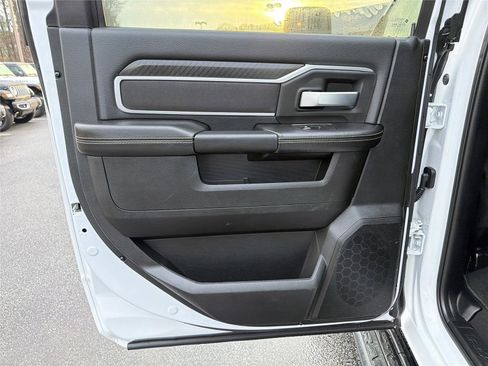Used 2025 RAM 2500 Big Horn image 21