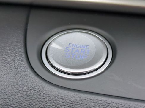 New 2026 Hyundai Elantra Limited image 36