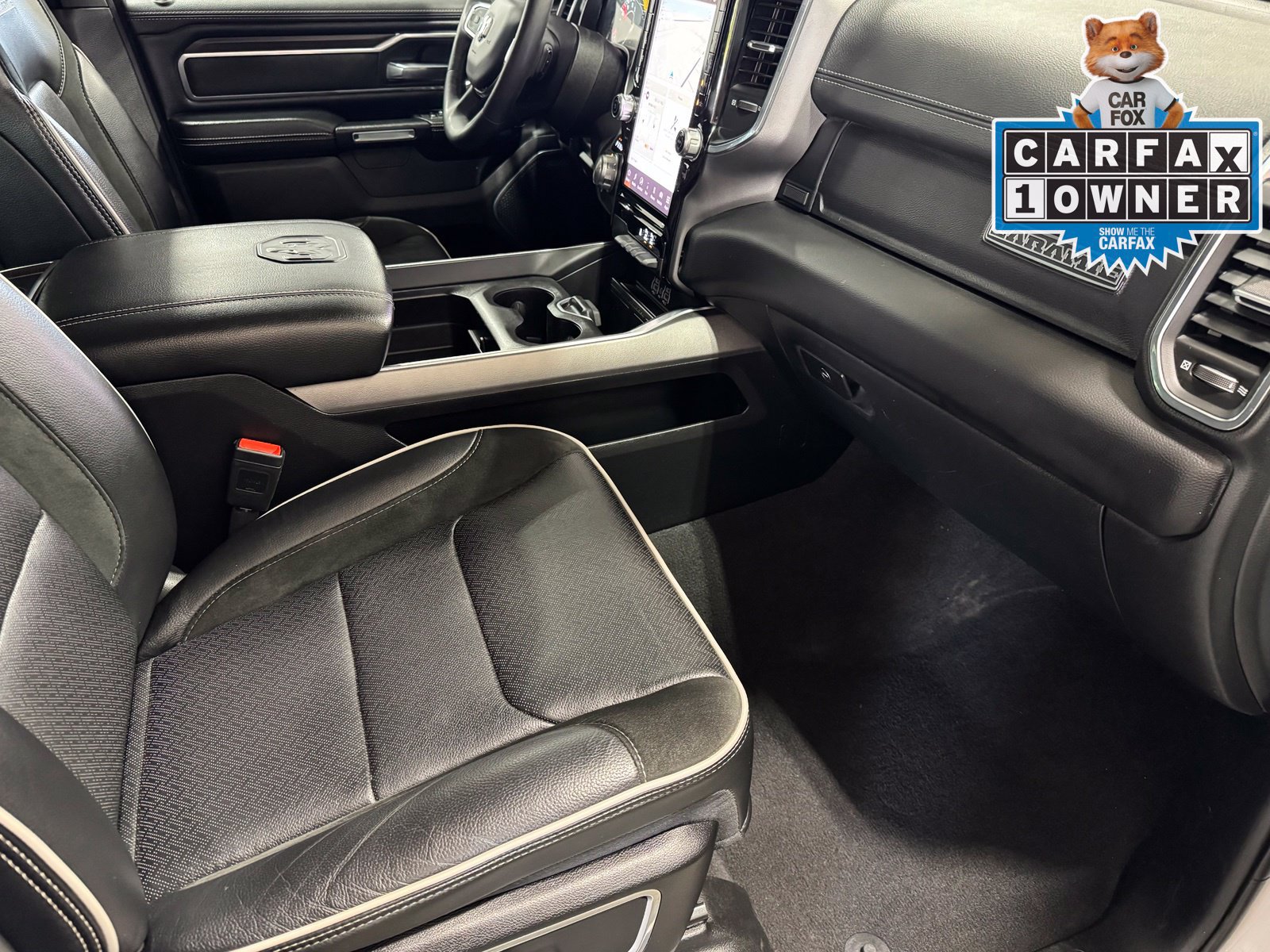 Used 2025 RAM 1500 Laramie AWD/4WD image 54