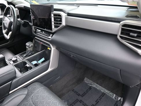 Used 2023 Toyota Tundra Limited AWD/4WD image 45