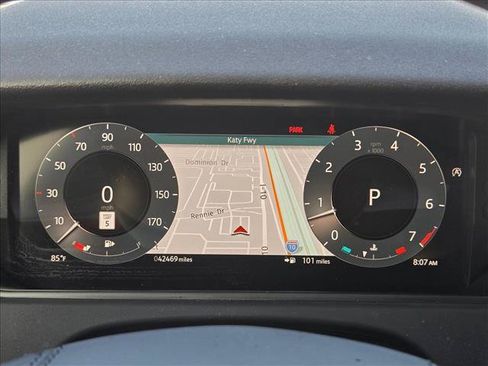 Used 2024 Land Rover Range Rover Velar Dynamic SE AWD/4WD image 11