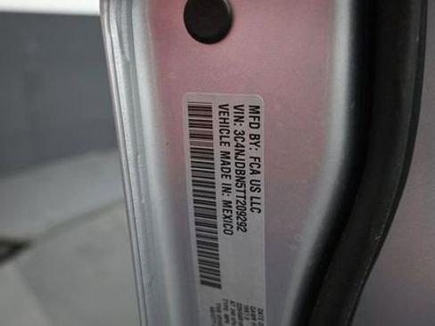 New 2026 Jeep Compass Latitude image 15