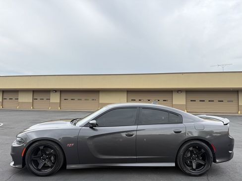Used 2020 Dodge Charger Scat Pack w/ Driver Convenience Group RWD image 4