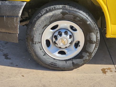 New 2025 Chevrolet Express 2500 image 16