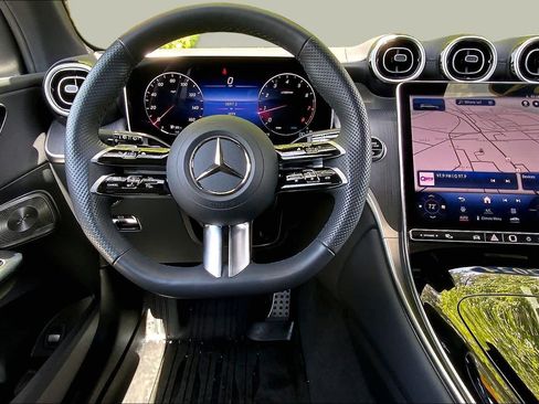 Certified 2024 Mercedes-Benz GLC 300 4MATIC image 6