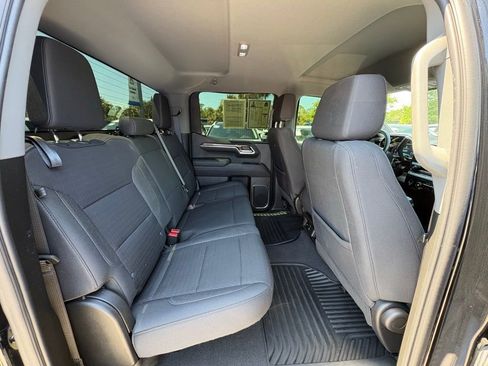 Used 2023 Chevrolet Silverado 1500 LT AWD/4WD image 21