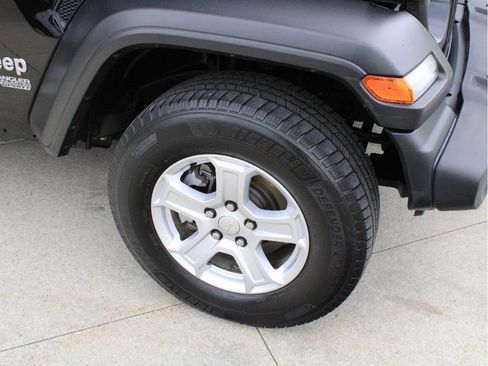 Used 2021 Jeep Wrangler Unlimited Sport w/ Sun And Sound Package AWD/4WD image 37
