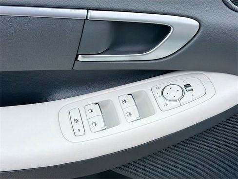 New 2026 Hyundai Sonata SE image 17