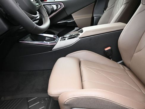 New 2026 BMW X3 xDrive30 w/ Premium Package image 13