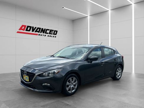 Used 2015 MAZDA MAZDA3 i Sport image 3