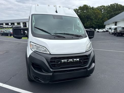 Used 2023 RAM ProMaster 2500 FWD image 2