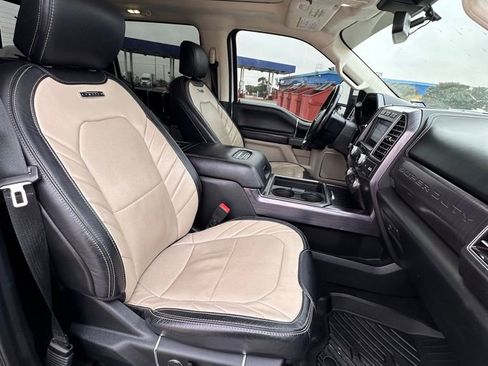 Used 2021 Ford F250 Limited w/ FX4 Off-Road Package image 36