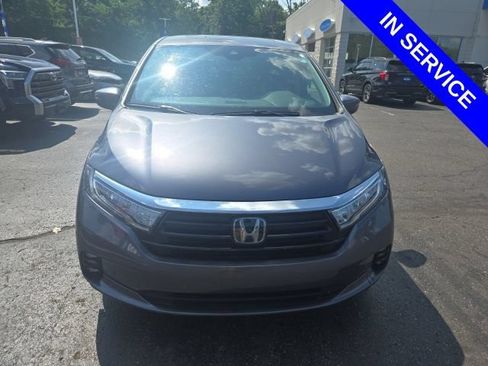 Used 2024 Honda Odyssey Touring image 2