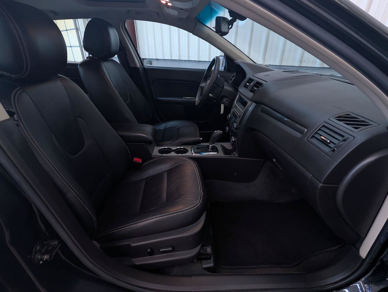 Used 2012 Ford Fusion SEL FWD image 29