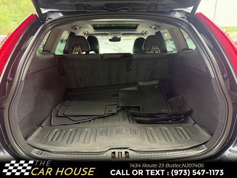 Used 2016 Volvo XC60 T5 Premier w/ Proximity Package AWD/4WD image 22