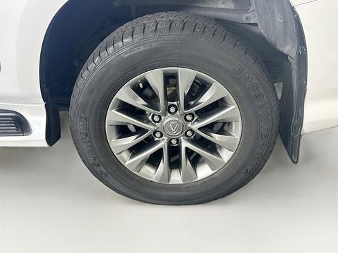 Used 2016 Lexus GX 460 w/ Navigation Package AWD/4WD image 11